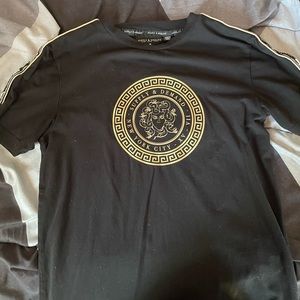 Medium Supply and Demand Medusa Gold and Black Shirt